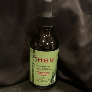 Mielle Rosemary Mint Hair Oil - Green